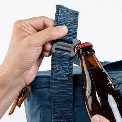 CleverMade Collapsible Tahoe 30 Cans Soft Sided Cooler - Ocean: Water-Resistant with Adjustable Straps