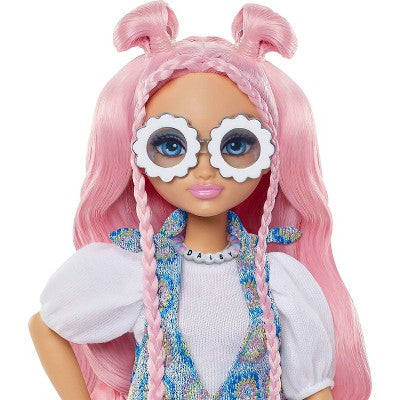 Barbie Dream Besties Daisy Jean 11" Fashion Doll