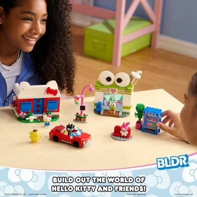 Hello Kitty and Friends Hello Kitty's Dream Cafe Building Set with Hello Kitty, Cinnamoroll, and Pompompurin Minifigures
