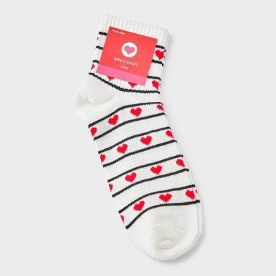 Women's Stripes & Hearts Valentine's Day Ankle Socks - Ivory/Black/Red 4-10