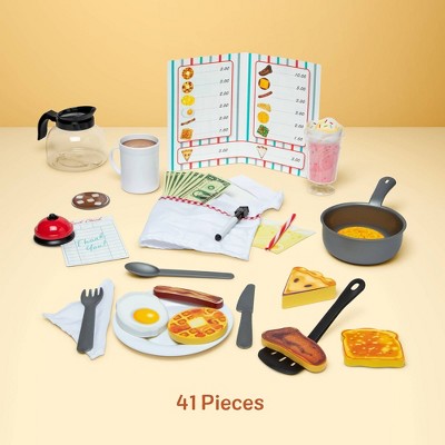 Melissa & Doug Star Diner Restaurant 41pk Play Set with Toy Food, Cookware & Play Kitchen Accessories