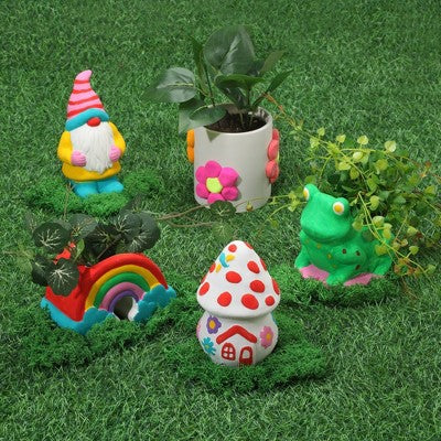 Mud Puddle Society 8pc Gnome Statue Garden Art Kit