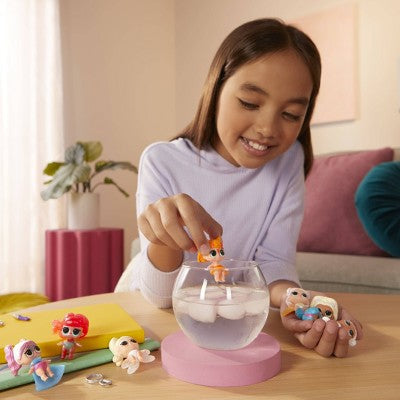 L.O.L. Surprise! Eye Spy Series Baby Sisters Doll