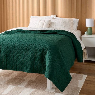 Full/Queen Microfiber Quilt Dark Green - Room Essentials
