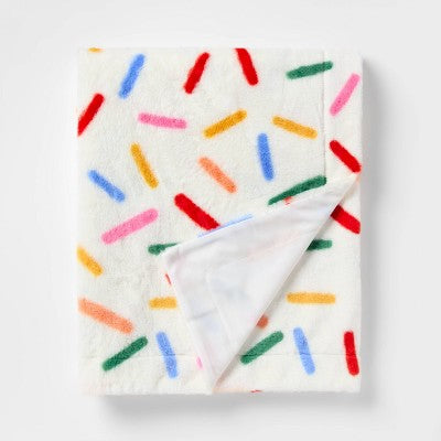 50"x60" Holiday Sprinkles Fuzzy Kids' Throw Blanket White - Pillowfort