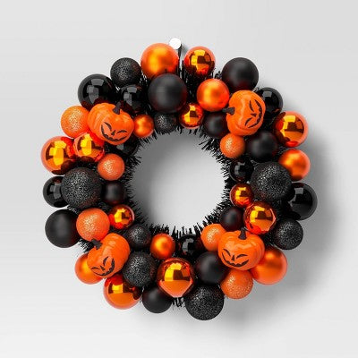 16" Pumpkins Shatterproof Wreath Halloween Decorative Prop - Hyde & EEK! Boutique: Indoor/Outdoor
