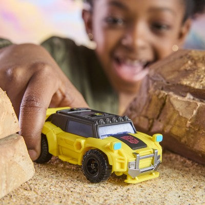 Transformers CYBERWORLD Bumblebee Cyber Changers