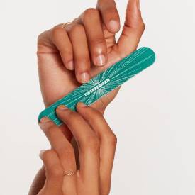 Tweezerman Emerald Shimmer Manicure Kit - 4pc