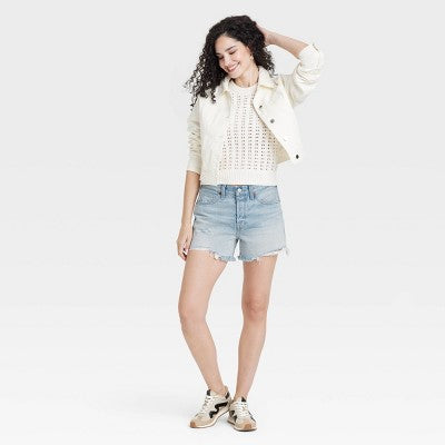 Women's Mid-Rise 90's Baggy Denim Shorts Light Wash 2