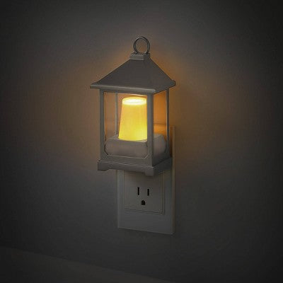 Globe Electric LED On/OFF Switch Flameless Candle Night Light with 2 Light Modes: Plug-In Novelty Nightlight for Kids