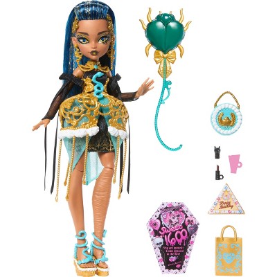 Monster High Scary Sweet Birthday Cleo De Nile Doll in Party Dress