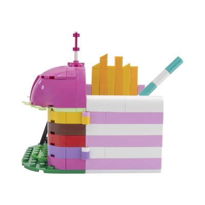 Hello Kitty & Friends Burger Mart with Hello Kitty & Pochacco Building Set