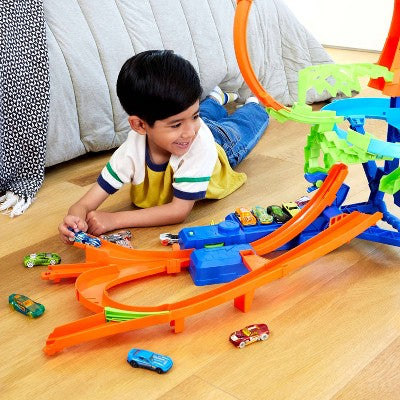 Hot Wheels Action Mid-Air Multi-Crash Toy Vehicle Playset - 37pk (LOCAL PICKUP ONLY)
