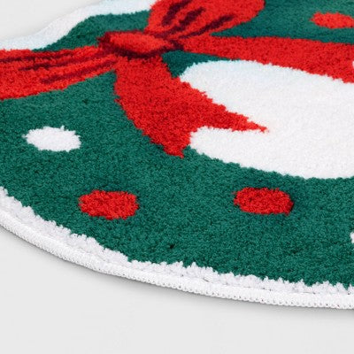 21"x21" Wreath Christmas Bath Rug Green/Red - Wondershop